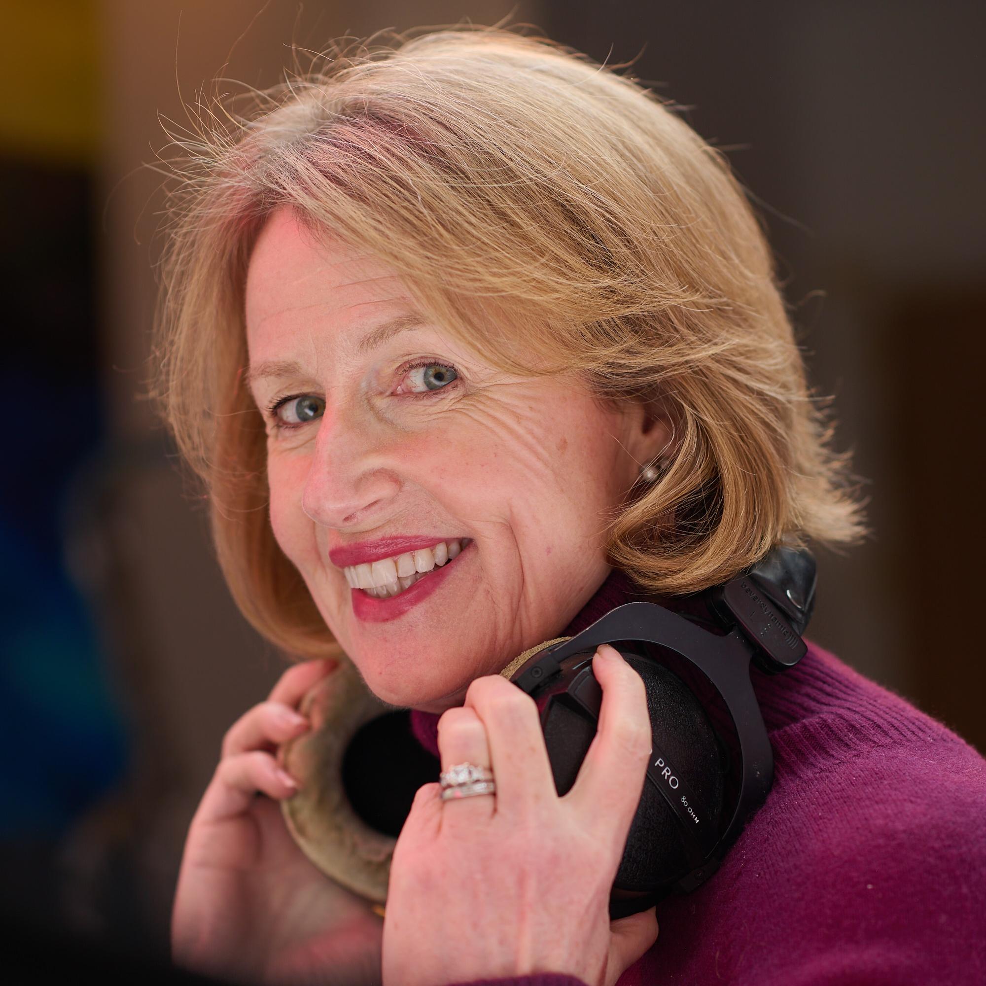 Lucy Wolfe