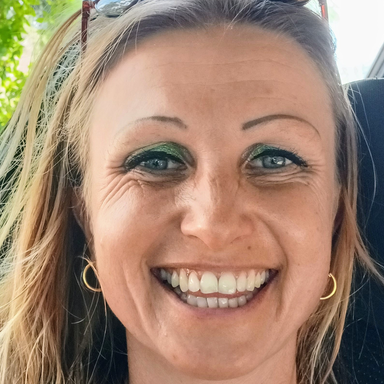 Caroline Van Der Auwera