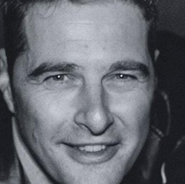 Víctor Gómez