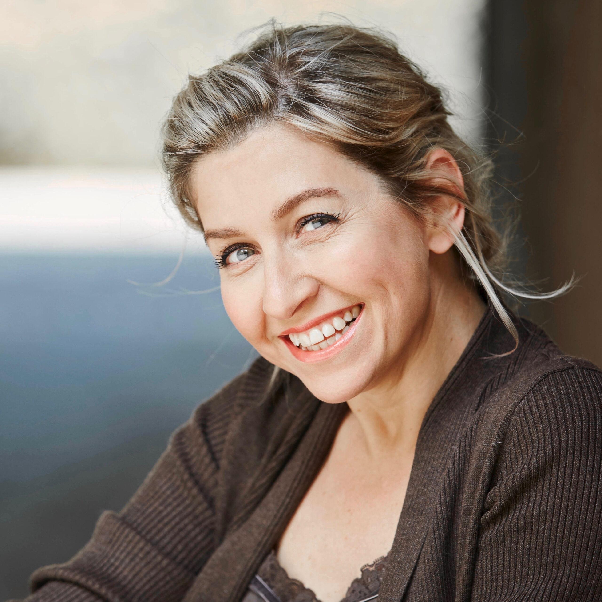 Anna Knaifel