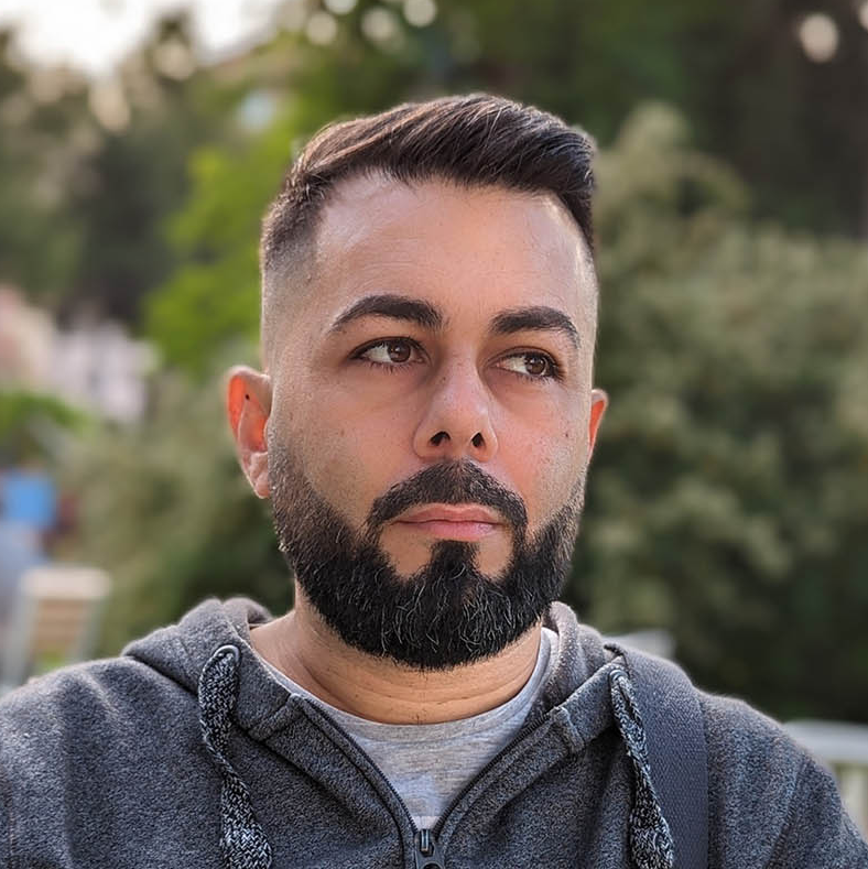 Alejandro López